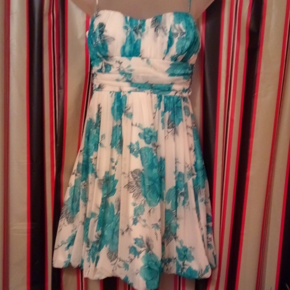 Speechless elegant and beautiful dress
